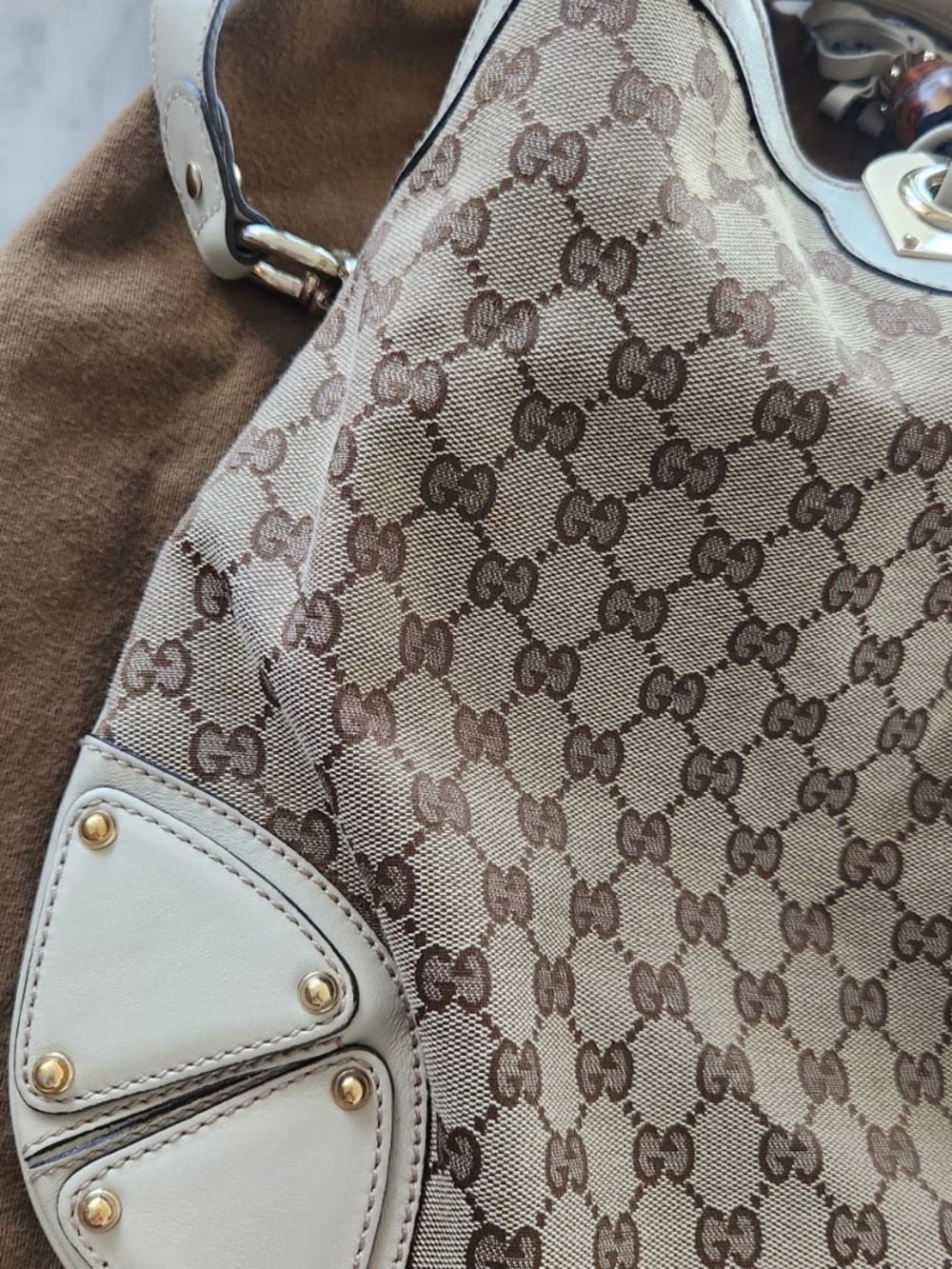 Gucci beige monogram Indy bag - Picture 10 of 12